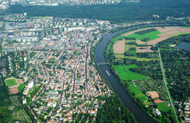 istock Aerial view of Frankfurt am Main, Germany. 892029174