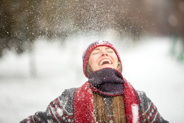 istock Happy winter woman portrait 892036304