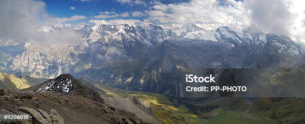 Panoramiczny Widok Z Schilthorn Szwajcaria - zdjęcia stockowe i więcej obrazów Alpinizm - Alpinizm, Alpy, Bez ludzi