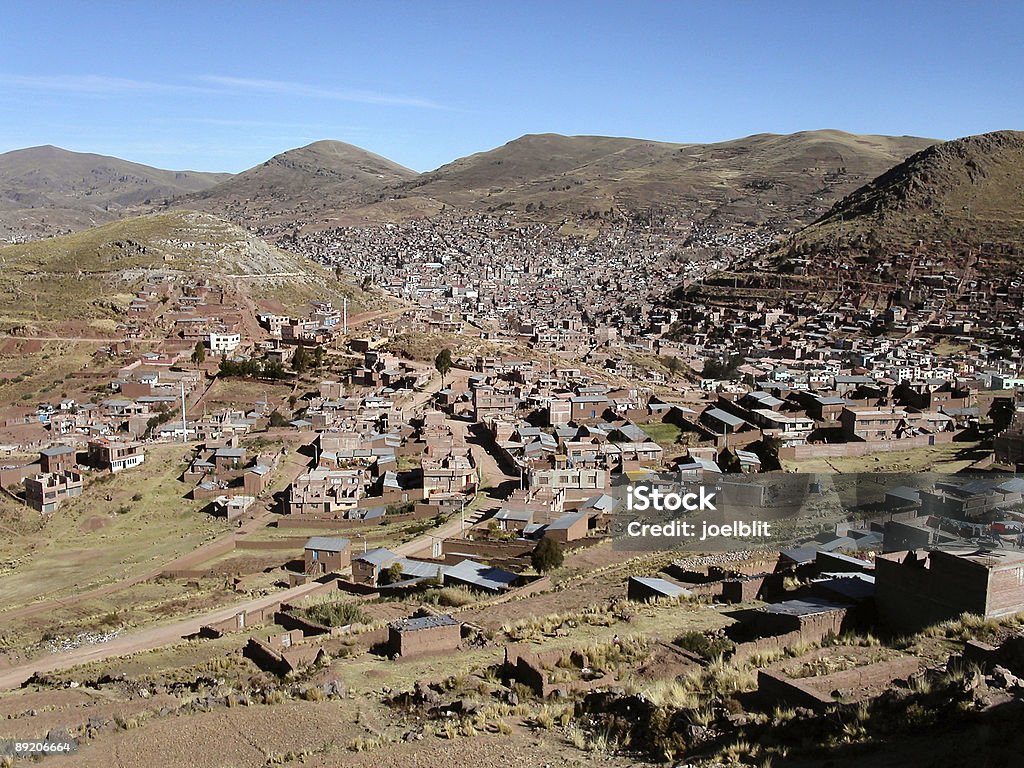 Veduta aerea di Puno - Foto stock royalty-free di Ambientazione esterna