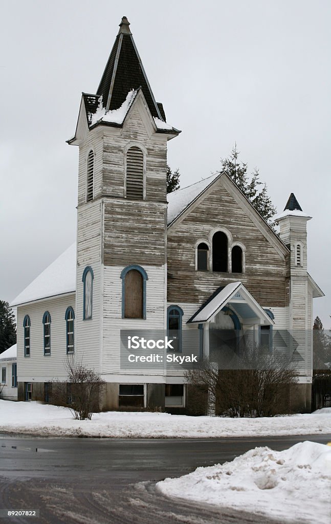 Igreja abandonada - Foto de stock de Inverno royalty-free