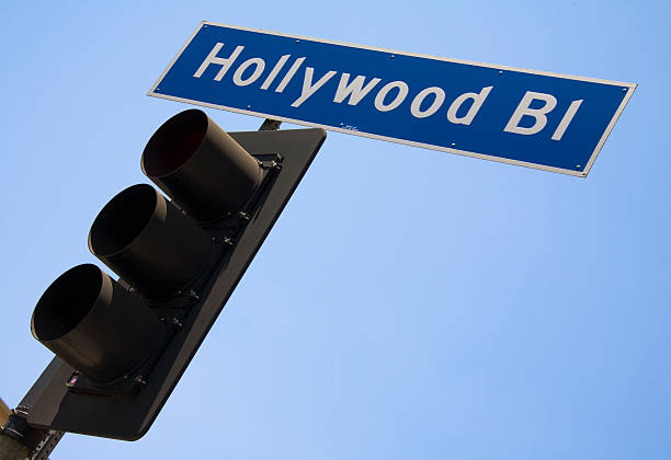 istock Hollywood Boulevard sign sets atop traffic signal 89210189