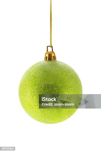 Photo libre de droit de Boule De Noël Vert banque d'images et plus d'images libres de droit de Blanc - Blanc, Boule de Noël, Couleur verte