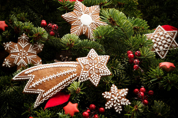 istock Christmas homemade gingerbread cookies 892146866
