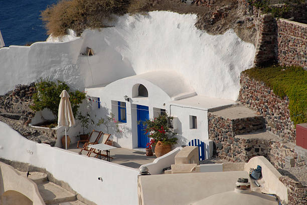 istock House on Santorini, Greece 89216492
