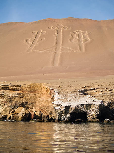 istock Candelabrum in Paracas national park 89219567