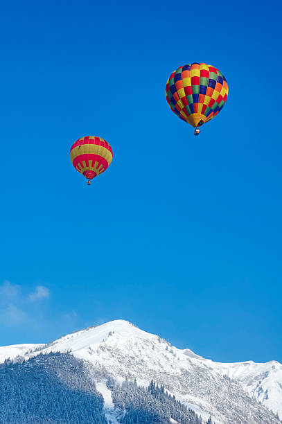 istock Hot air balloons 89219999