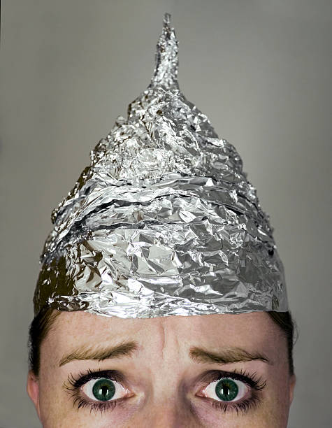 Tinfoil Chica sombrero - foto de stock