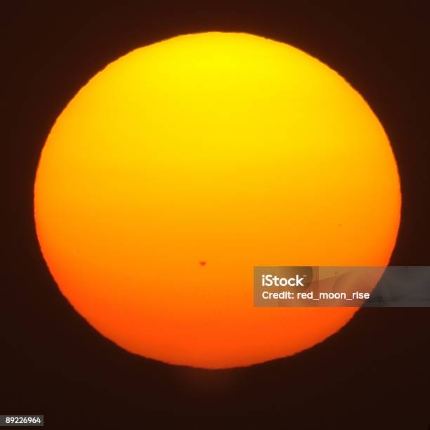 Giant Configuração Sol Com Mancha Solar - Fotografias de stock e mais imagens de Sol - Sol, Brilho solar, Sistema Solar