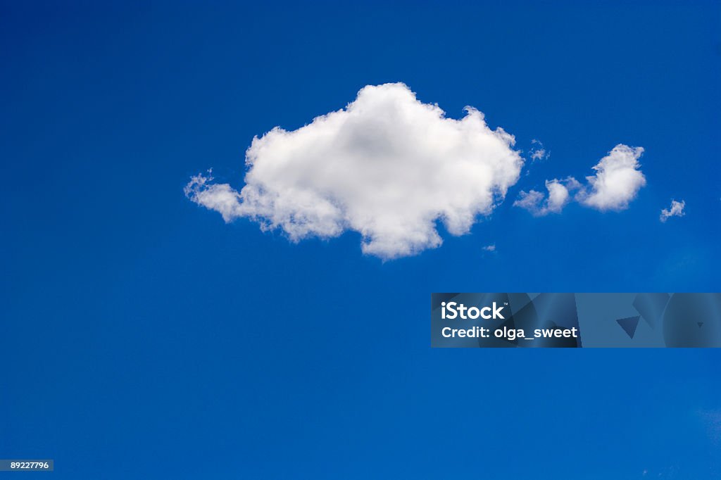 Solteiro Simples nuvem - Foto de stock de Aspiração royalty-free