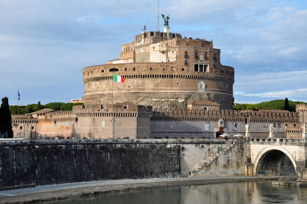 Castle San Angelo in Rome, Italy ROME, ITALY - MARCH 13, 2016: San Angelo castle is one the major tourist sights in Rome, and it was built as the mausoleum for Emperor Hadrian in the Roman period 15495 stock pictures, royalty-free photos & images