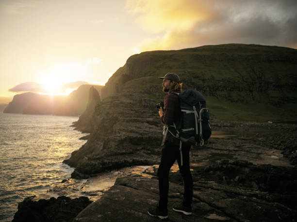 istock Witnessing some incredible sights while hiking 892323120