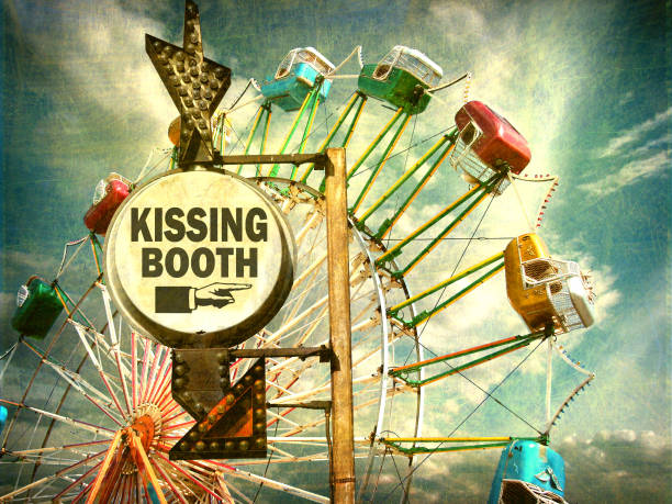 istock kissing booth sign 892387614