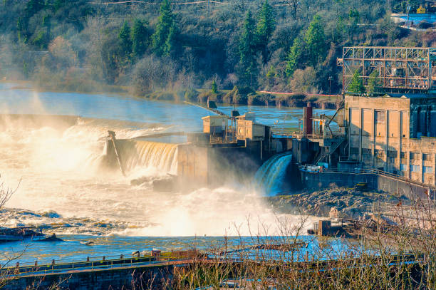 istock Oregon City's old Power House on Willamette River 892430050