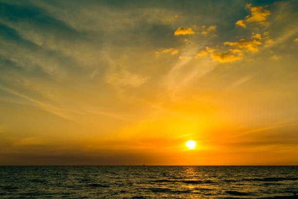 istock Beautiful sunset sky over the Atlantic ocean. Florida, USA 892499330