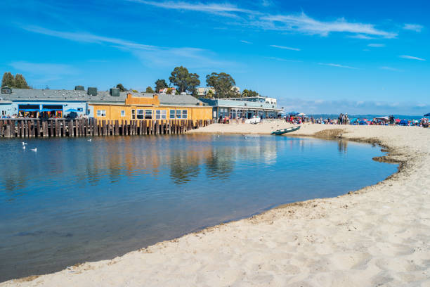 istock Beach with restaurants in Capitola California USA 892501684