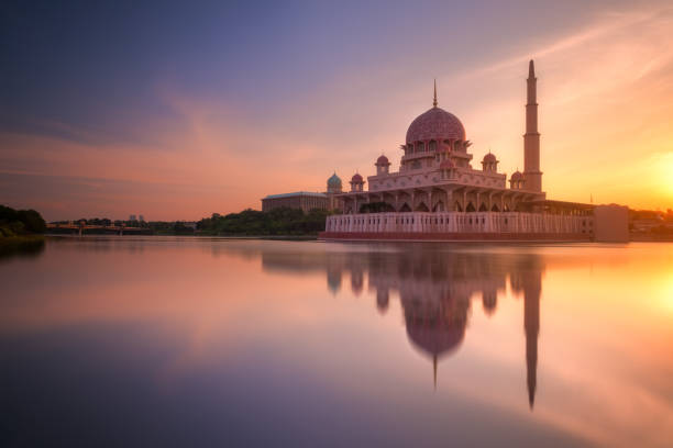 istock Putra Mosque view at sunrise, Putrajaya, Malaysia 892502302