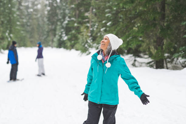 istock Snowshoeing Adventure! 892516118