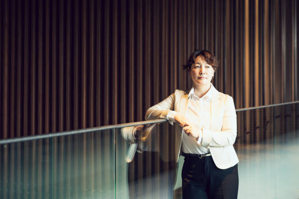 istock Japanese business portrait 892547738