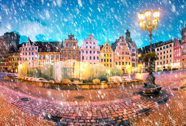 istock Wroclaw at dusk after sunset 892591208