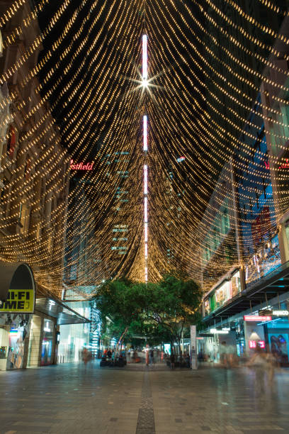 luz de la navidad para arriba - pitt street mall fotografías e imágenes de stock