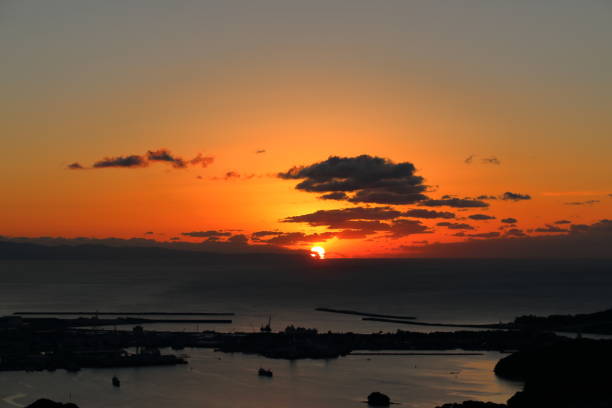 istock I want a sunrise from the summit( Mount Washio) 892797922