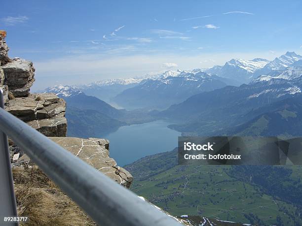 Photo libre de droit de Lac Thun Suisse Europe Thunersee banque d'images et plus d'images libres de droit de Abrupt - Abrupt, Alpes européennes, Culture suisse