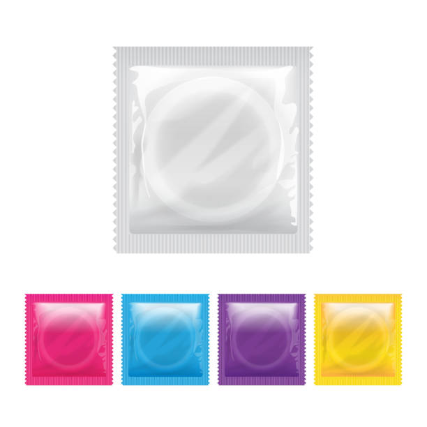 stockillustraties, clipart, cartoons en iconen met realistische wit lege sjabloon verpakking met een condoom voor uw ontwerp en logo. vector mock up illustratie set - condoom