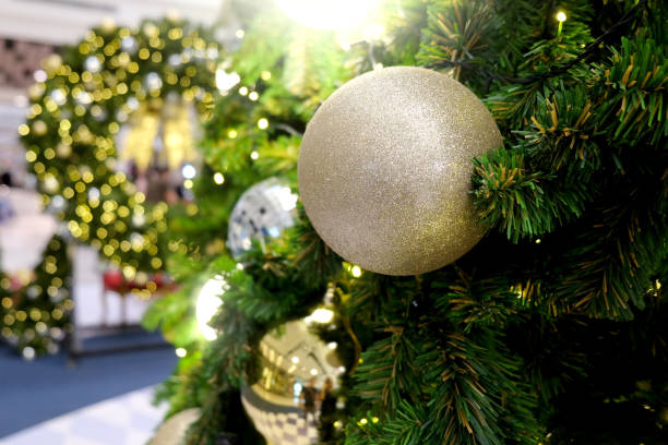 istock holidays christmas at shopping mall 892840988