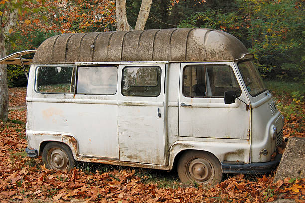 minivan in autunno Vintage - foto stock