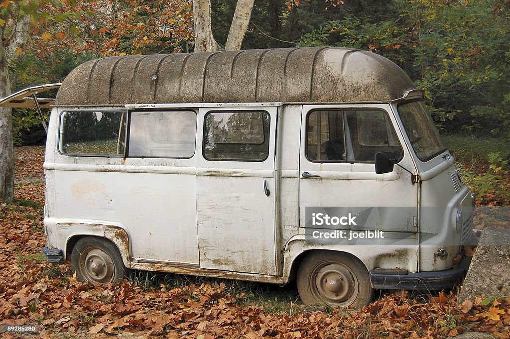 Vintage minivan em queda - Royalty-free Carrinha - Veículo Foto de stock