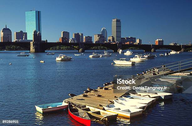 Photo libre de droit de De Boston banque d'images et plus d'images libres de droit de Boston - Massachusetts - Boston - Massachusetts, Bâtiment vu de l'extérieur, Fleuve et rivière