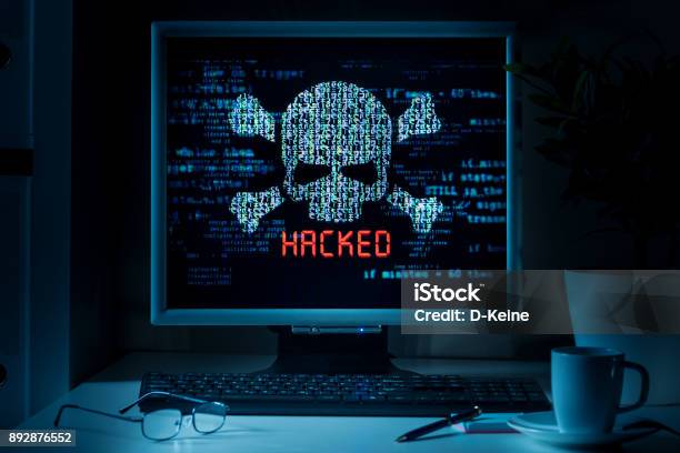 Cybercrime - サイバー犯罪のストックフォトや画像を多数ご用意 - サイバー犯罪, ハッカー, パソコンモニタ