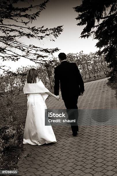 Novia Novio Foto de stock y más banco de imágenes de Amor - Sentimiento - Amor - Sentimiento, Blanco y negro, Boda