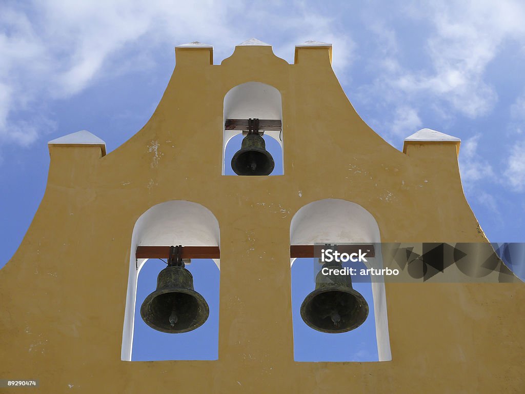triple iglesia bells - Foto de stock de Amarillo - Color libre de derechos
