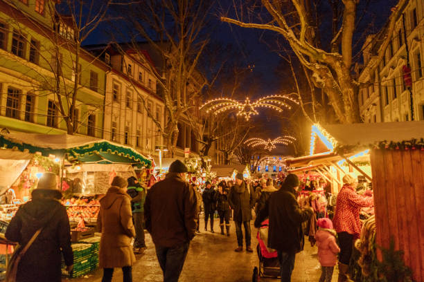 istock Christmas market in Weimar, Germany 892947194