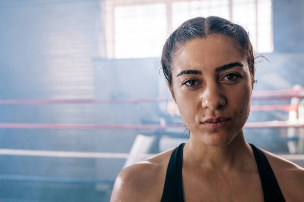 istock Female boxer at the boxing studio 892995728