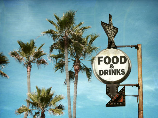 istock food and drinks sign 893136438