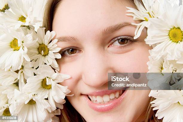 Daisy Cara Foto de stock y más banco de imágenes de Adolescencia - Adolescencia, Adolescente, Adulto