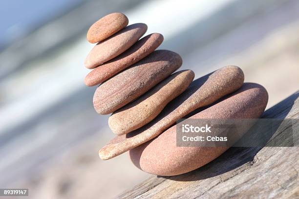기대 조약돌 타워 돌-바위에 대한 스톡 사진 및 기타 이미지 - 돌-바위, 건설 산업, 균형