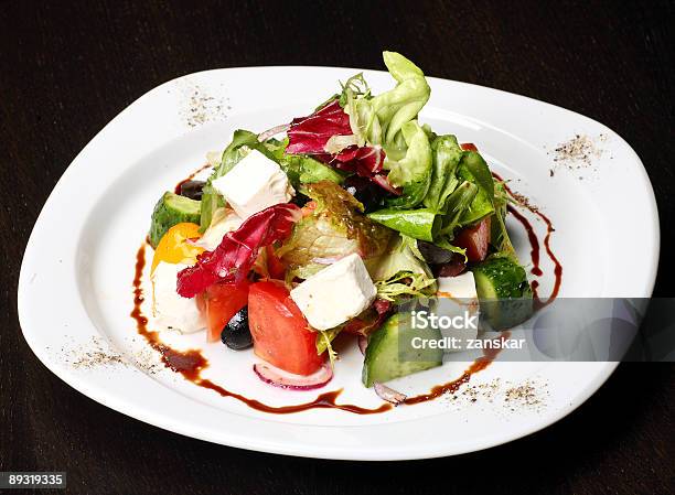 Salada Grega Ou Italiana - Fotografias de stock e mais imagens de Alface - Alface, Alimentação Saudável, Almoço