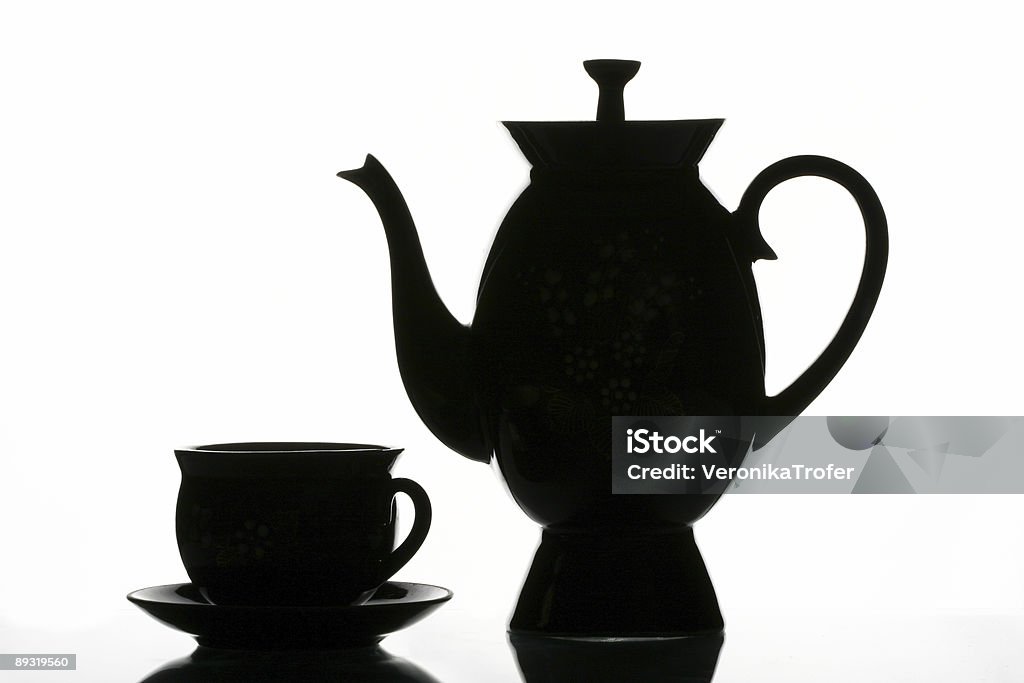 Черн�ый чашки и Чайник для заварки - Стоковые фото Антиквариат роялти-фри
