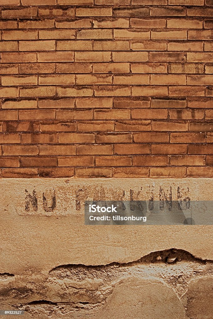 Sem estacionamento parede de Grunge Vertical - Foto de stock de Beco royalty-free