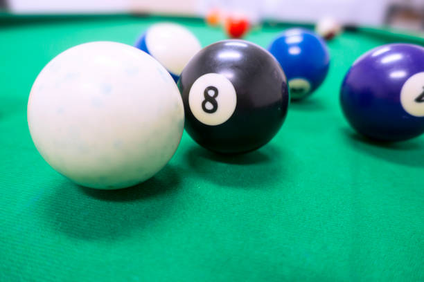 istock strips and solds pool balls 893228298