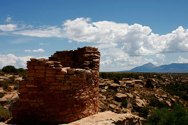 istock Ruins of Hovenweep 89323749