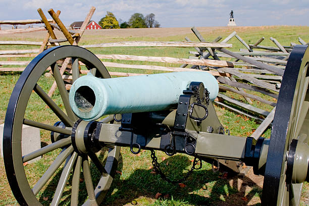 istock Civil War Cannon, at Gettysburg 89325415