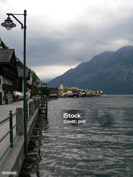 Hallstatt In Stürmischen Ambiente Stockfoto und mehr Bilder von Alpen - Alpen, Architektur, Berg