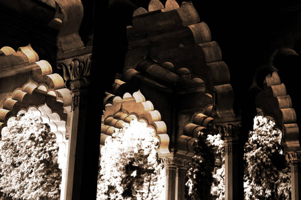 Bhangarh is a ghost town in Rajasthan, India. Haunted by spirit of the dead.