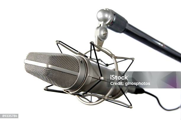 Photo libre de droit de Microphone Vintage banque d'images et plus d'images libres de droit de Antiquités - Antiquités, Blanc, Bruit