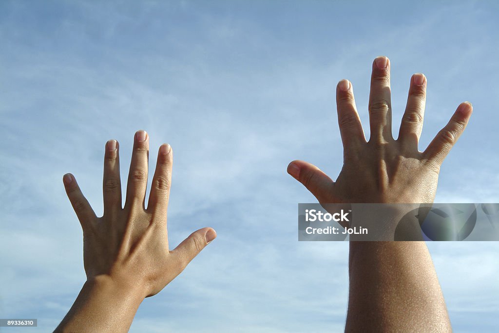 Offene Händen am Himmel - Lizenzfrei Aufregung Stock-Foto